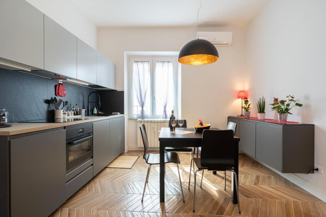 Colosseo Luxe Apartment In The Center Of Roma Esterno foto
