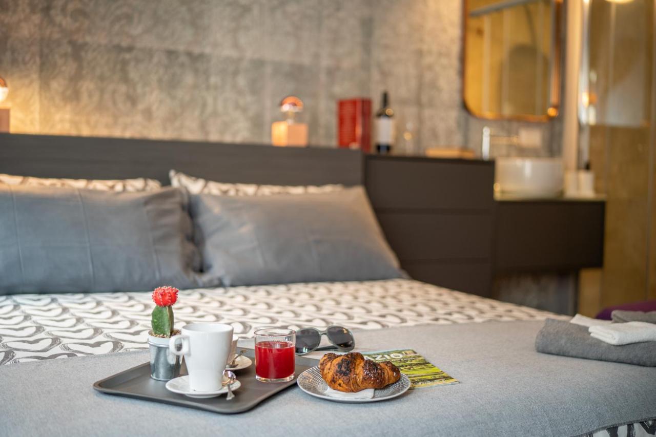 Colosseo Luxe Apartment In The Center Of Roma Esterno foto