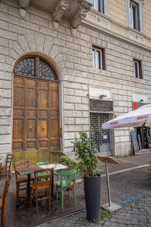 Colosseo Luxe Apartment In The Center Of Roma Esterno foto