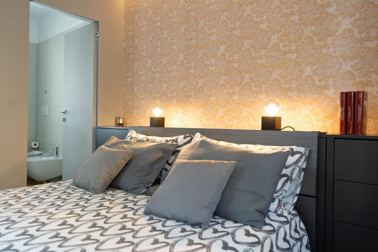 Colosseo Luxe Apartment In The Center Of Roma Esterno foto